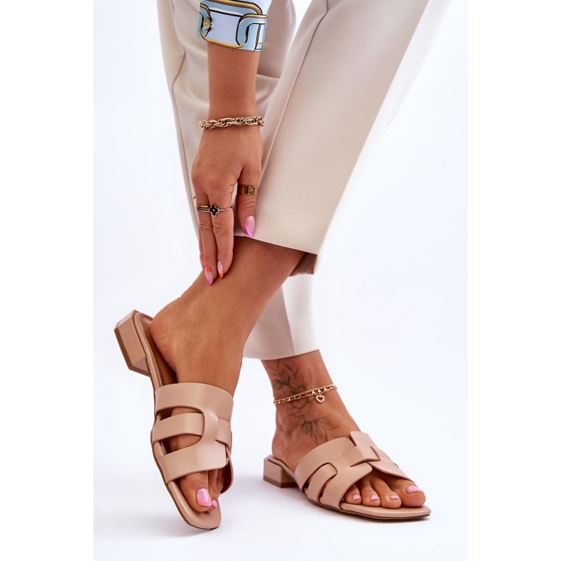 FJ1 Papuci de piele clasici pentru femei Fendy bej 2