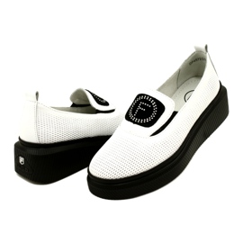 Filippo Pantofi de damă din piele elegantă albă DP4572/23 WH 4 Filippo Pantofi de damă din piele elegantă albă DP4572/23 WH 4