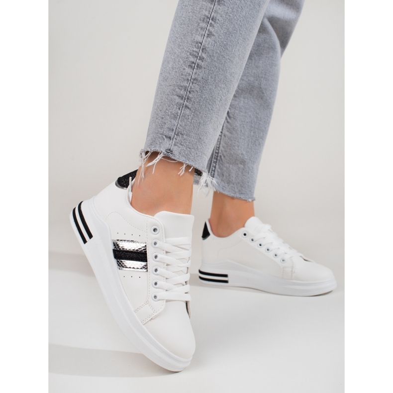 Adidași de damă Shelovet pe o platformă înaltă albă 1
