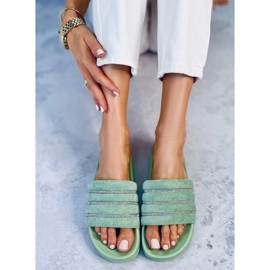 BM Tobogane cu strasuri Lynne Green verde 2