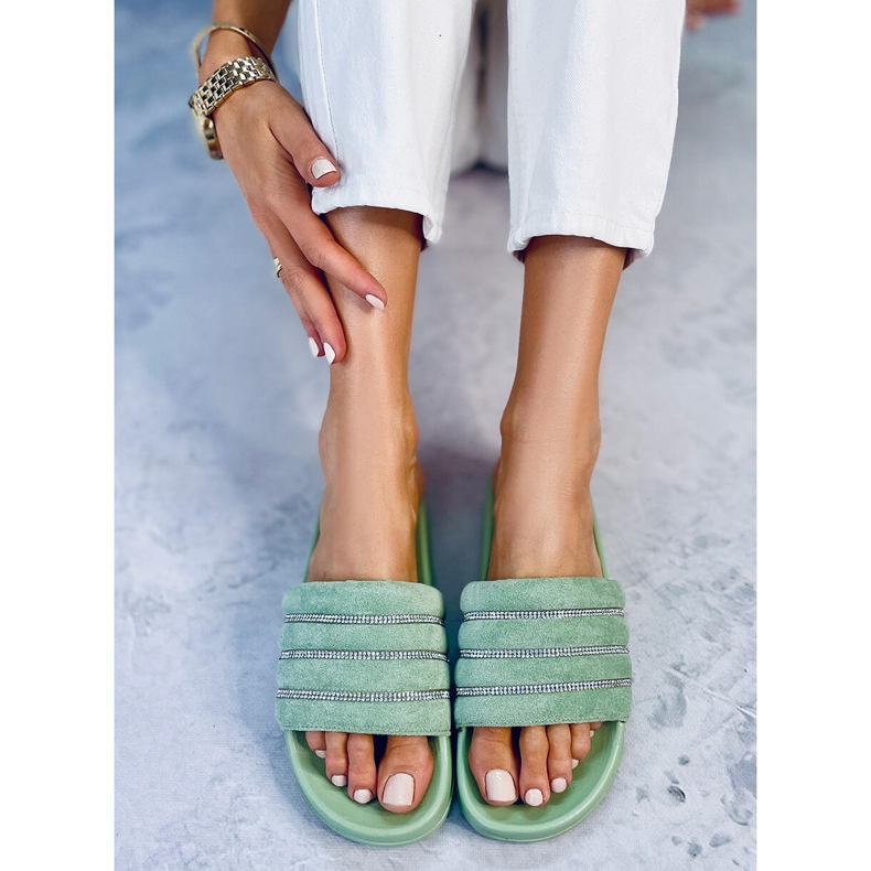 BM Tobogane cu strasuri Lynne Green verde 2