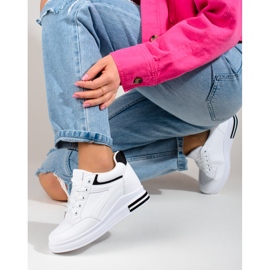 Tenisi albi cu pană ascunsă de la Shelovet 1 Tenisi albi cu pană ascunsă de la Shelovet 1