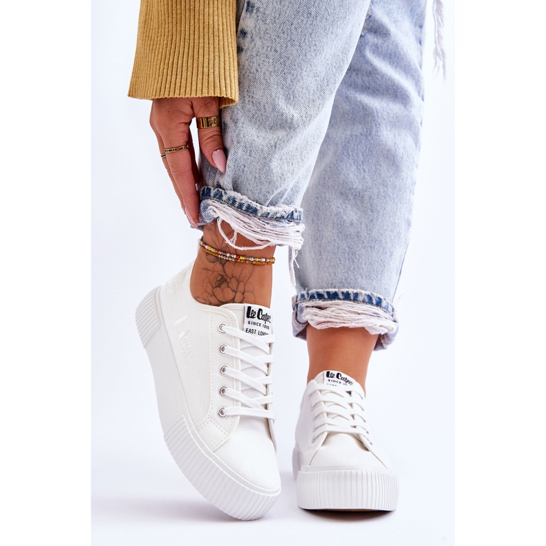 Pantofi comozi cu platformă Lee Cooper LCW-23-31-1806L Alb 1