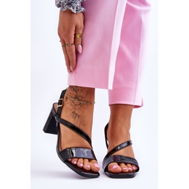 Sandale de damă lacuite pe toc, negru Carrie 1