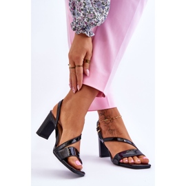Sandale de damă lacuite pe toc, negru Carrie 2