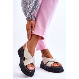 PE1 Sandale Chester bej la modă cu platformă 2