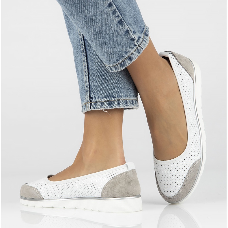 Balerini dama din piele ajurata Filippo Dp4524/23 alb 9