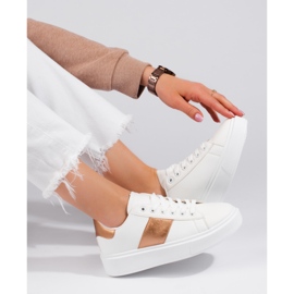 Tenisi albi de dama pe platforma Shelovet 2