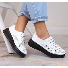 Pantofi de dama ajurati confortabili din piele alb Artiker 52C1992 1