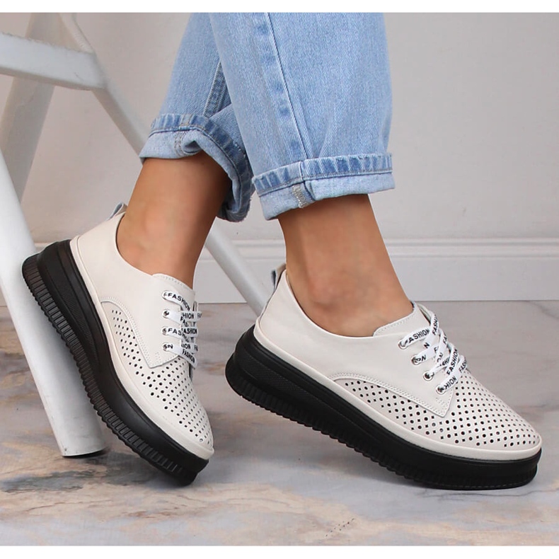 Potocki Pantofi bej ajurati de dama comozi din piele Artiker 52C1990 1