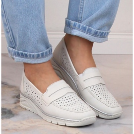 Pantofi de damă din piele cu pană ajurata Rieker N3356-80 alb 1