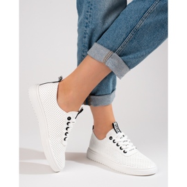 Pantofi sport ajurati Shelovet albi de dama 1