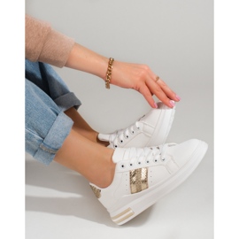 Adidași de damă Shelovet pe o platformă înaltă albă 2