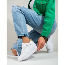 Tenisi albi cu pană ascunsă de la Shelovet 1