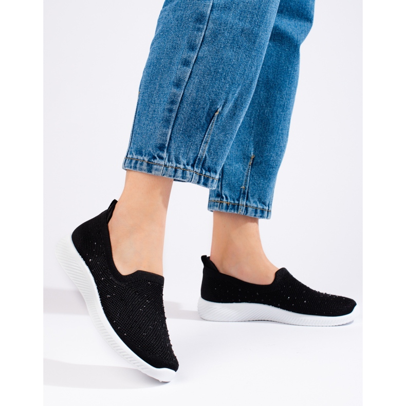 Pantofi slip-on din material negru cu crampoane de la Shelovet 1