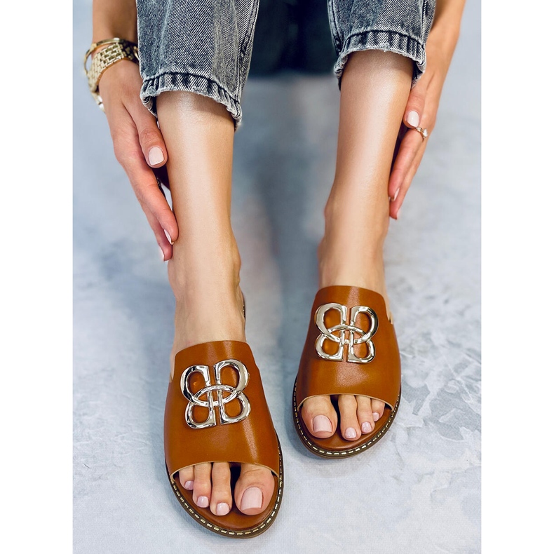 Papuci de dama Ebony Camel maro 1