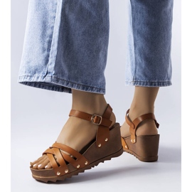 BM Sandale maro cu pană de la Audric 1