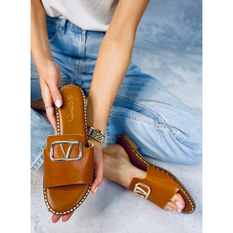 BM Papuci Tonya Camel pentru femei maro 2