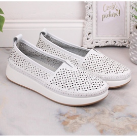 Pantofi slip-on Filippo DP4555 alb din piele ajurata 3
