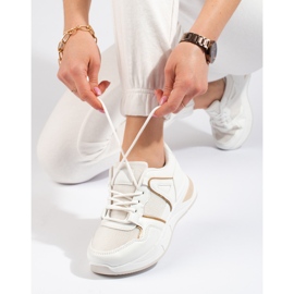 Adidași albi de damă pe o talpă groasă Shelovet 2