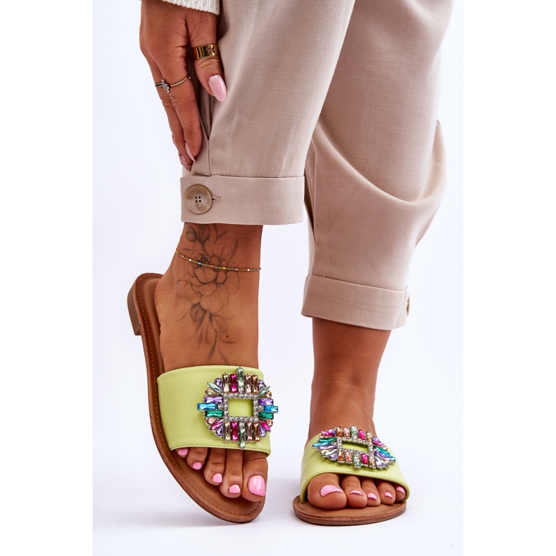 Papuci de damă la modă, cu decor verde Halsey 1