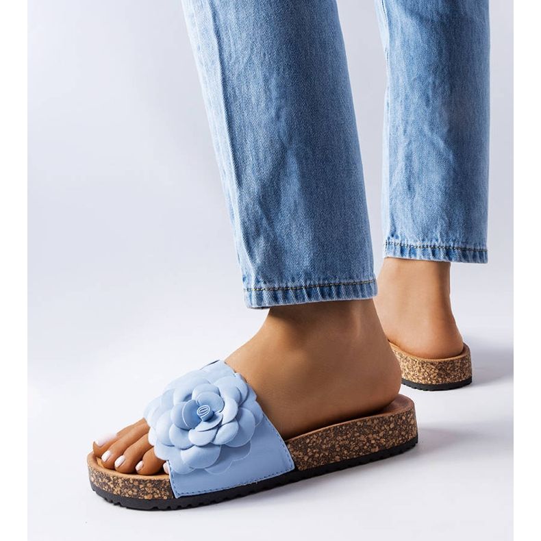 Sandale albastre decorate cu o floare de la Desaulniers albastru 2