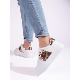 Tenisi albi de damă cu inserție Shelovet aurie 2