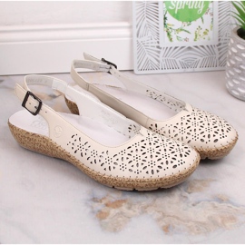 Sandale ajurate confortabile din piele bej Rieker 44861-60 1