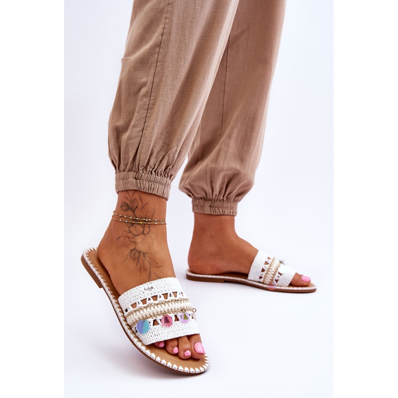 Papuci de damă împodobiți împletit Millano alb 2