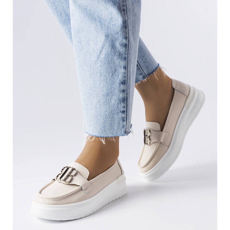 Venezia Mocasini bej cu talpa groasa de la Vinceza 1 Venezia Mocasini bej cu talpa groasa de la Vinceza 1