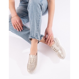 Pantofi ajurati de dama din piele pe platforma aurie Shelovet de aur 1