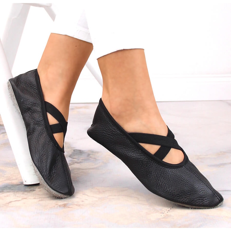 Pantofi de balet de dama din piele cu benzi elastice negre Nazo negru 1 Pantofi de balet de dama din piele cu benzi elastice negre Nazo negru 1