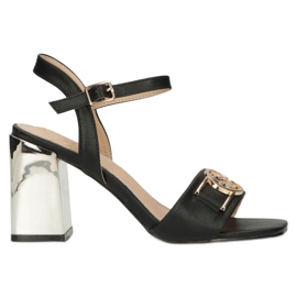 Filippo Sandale pentru femei pe un post de aur cu un ornament DS4502 BK negru 5