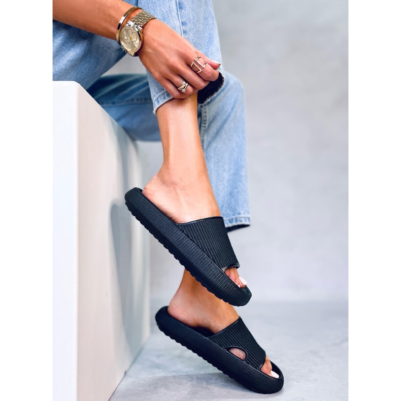 BM Papuci Yang Black perna negru 1