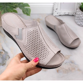 Sandale de damă cu pană din piele cu elastic T.Sokolski L22-518 bej 1