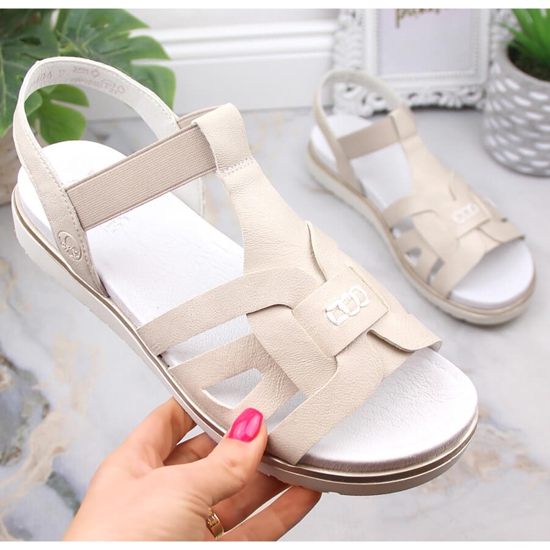 Sandale confortabile de damă cu slip-on cu elastic ecru Rieker V5052-80 bej 2