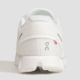 On Running Pe pantofii Running Cloud 5 5998373 alb 6