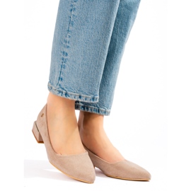 Balerini de damă din piele intoarsa bej cu toc mic de la Vinceza 2 Balerini de damă din piele intoarsa bej cu toc mic de la Vinceza 2