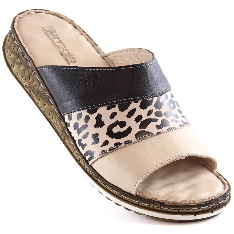 Papuci de femei confortabili din piele cu imprimeu leopard Artiker 52C0972 negru 1