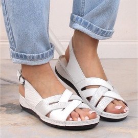 Sandale de damă din piele albă plate T.Sokolski L22-521 1