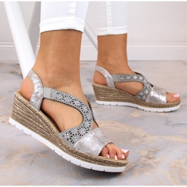 Sandale confortabile pentru damă, cu elastic Rieker 61916-91 multicolor 2 Sandale confortabile pentru damă, cu elastic Rieker 61916-91 multicolor 2