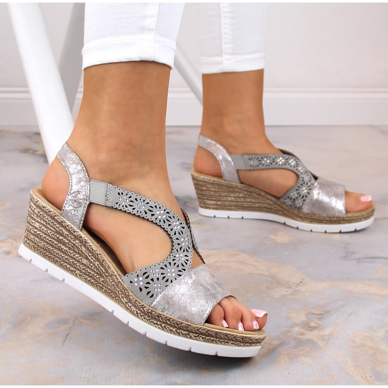 Sandale confortabile pentru damă, cu elastic Rieker 61916-91 multicolor 2 Sandale confortabile pentru damă, cu elastic Rieker 61916-91 multicolor 2