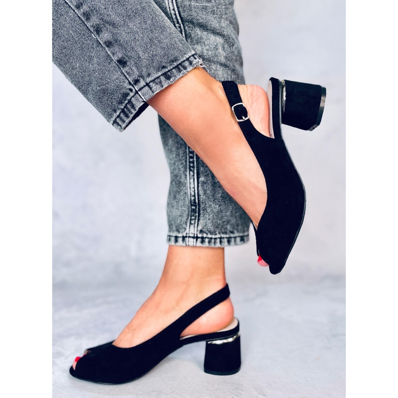 BM Venus Sandale negre cu toc negru 2