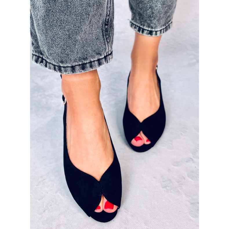 BM Venus Sandale negre cu toc negru 1