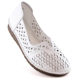 Pantofi albi ajurati de dama comozi din piele Filippo DP4541 1
