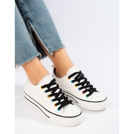 Adidasi de dama pe platforma Shelovet alb 1