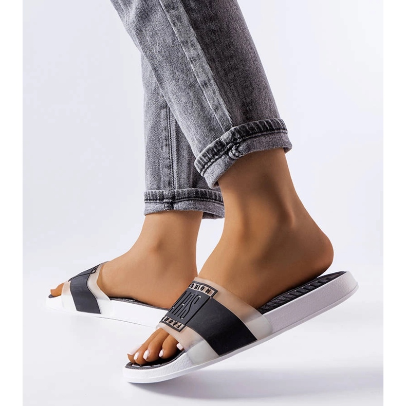 Papuci de cauciuc negru de la Paris 1