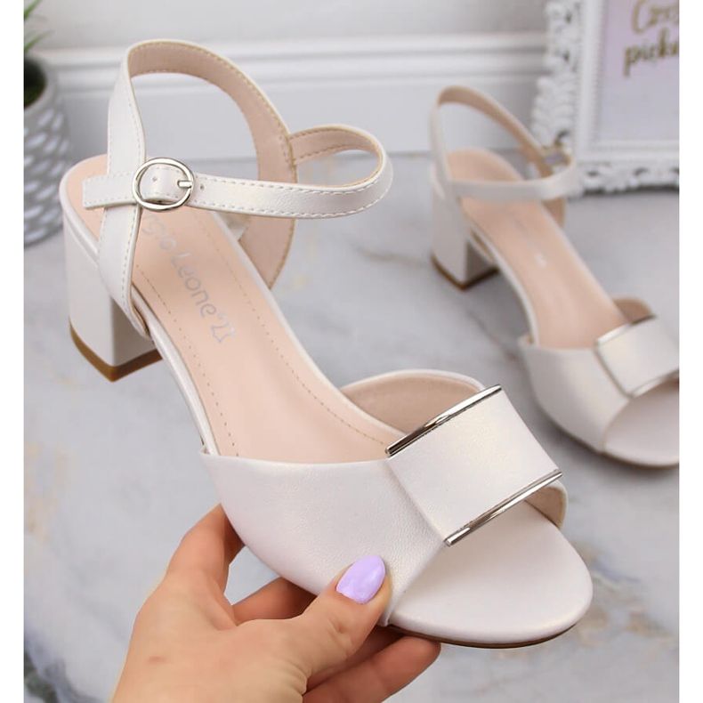 Sandale elegante de damă cu perle pe post Sergio Leone SK806 alb 1