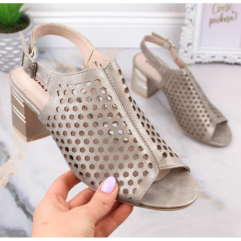 Sandale de damă ajurate aurii cu toc înalt Jezzi MR1954A-14 de aur 1