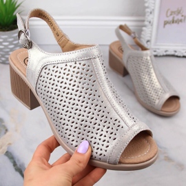 Sandale confortabile din piele pentru femei cu tocuri Filippo DS4475 aurii de aur 1